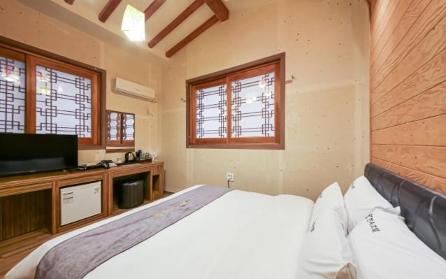 Jeonju Hanok Hotel Kung Ngoại thất bức ảnh